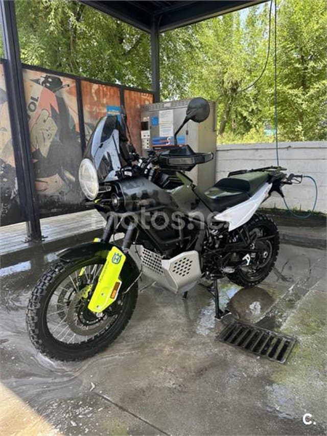 Husqvarna Norden 901 10.100 € 2023 Granada - 2