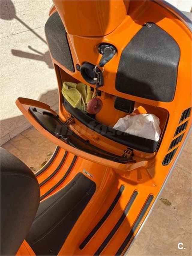 Vespa GTS 300 ie SuperSport 2300 € 2013 Alicante - 4