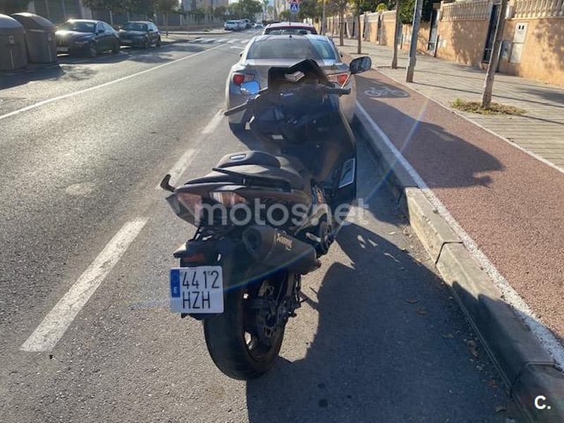 Yamaha TMAX 530 – Vista 3