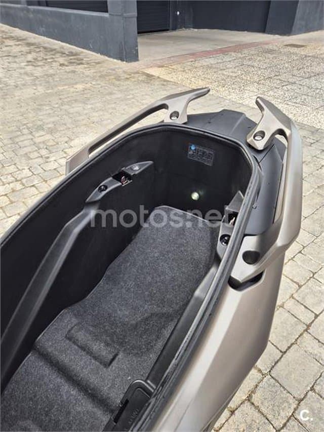 Kymco Super Dink 350i – Vista 12