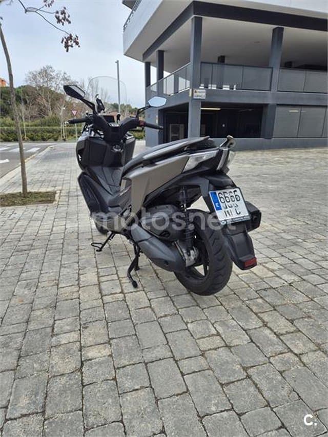 Kymco Super Dink 350i – Vista 7