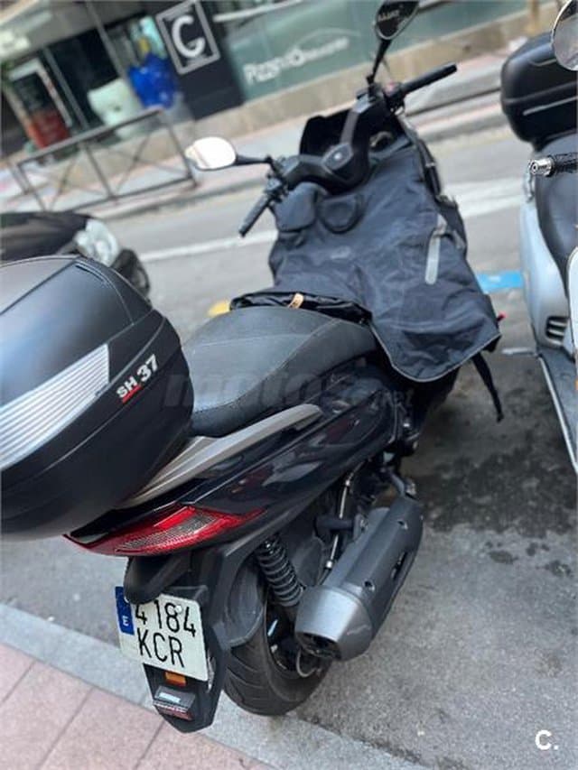 Kymco Grand Dink 125 – Vista 2