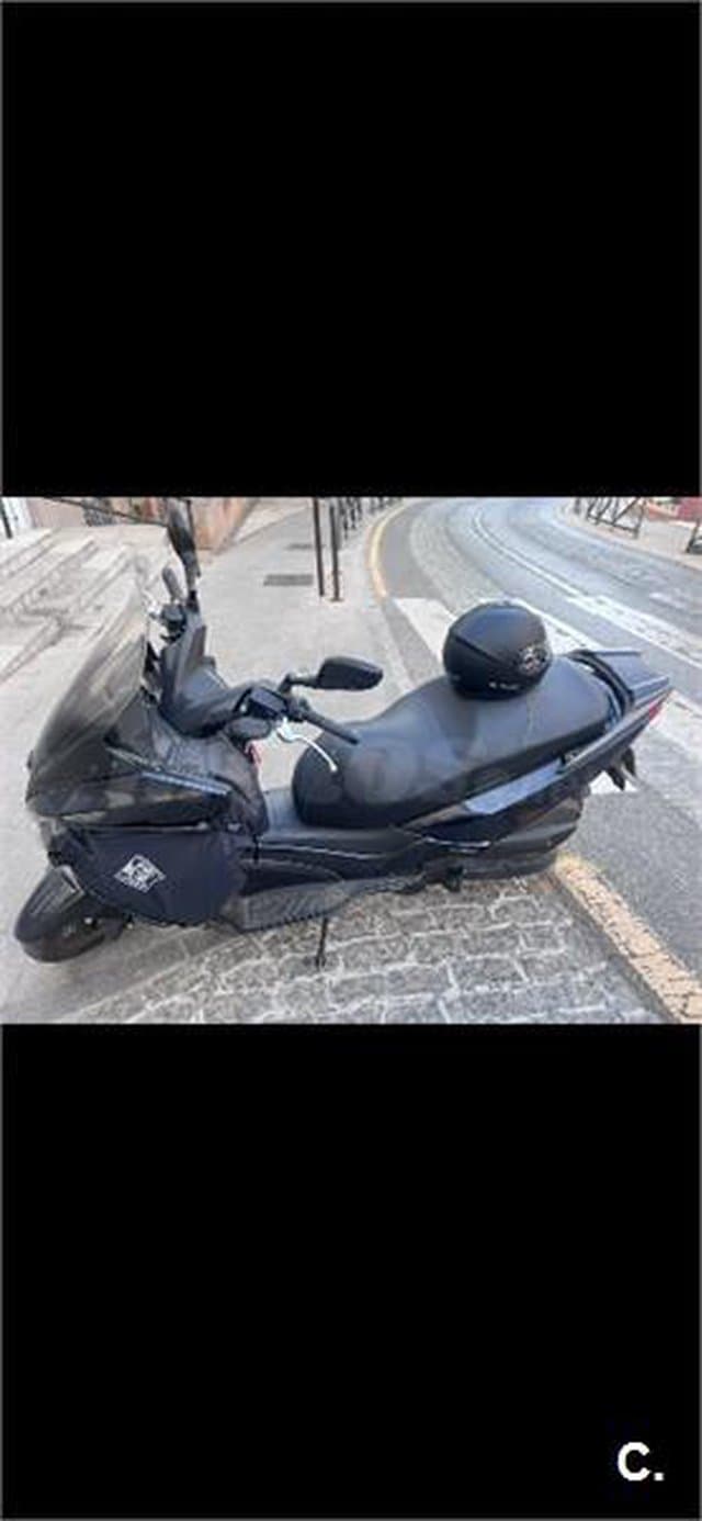 Kymco Grand Dink 125 – Vista 3