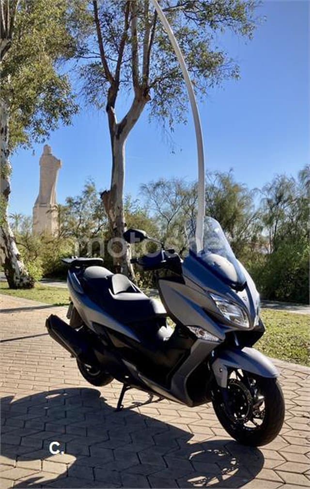 Suzuki BURGMAN 400 3900 € 2019 Huelva - 2