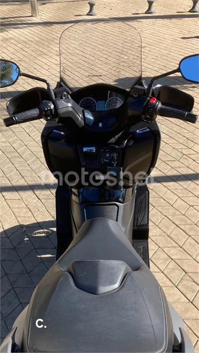 Suzuki BURGMAN 400 3900 € 2019 Huelva - 7