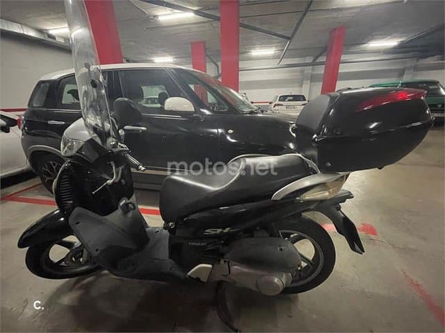 Honda Scoopy SH150i 900 € 2006 Barcelona - 1