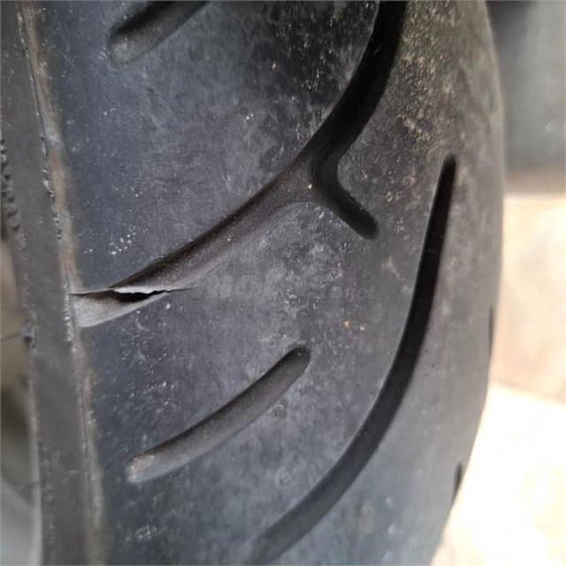 Honda NT 700 V Deauville 4900 € 2014 Cádiz - 14