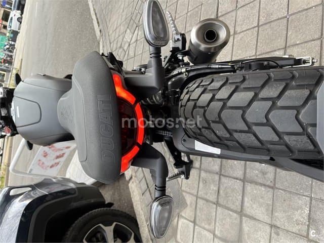 Ducati Scrambler – Vista 2
