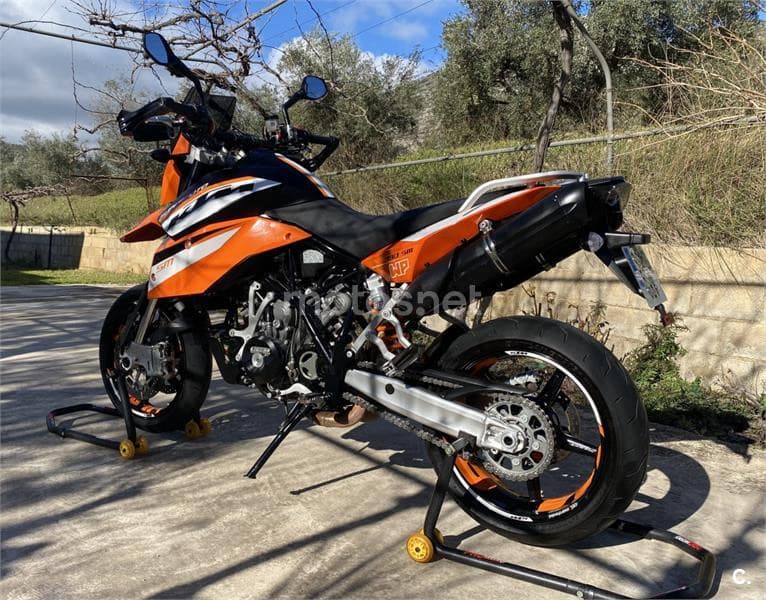 KTM 990 SUPERMOTO – Vista 1
