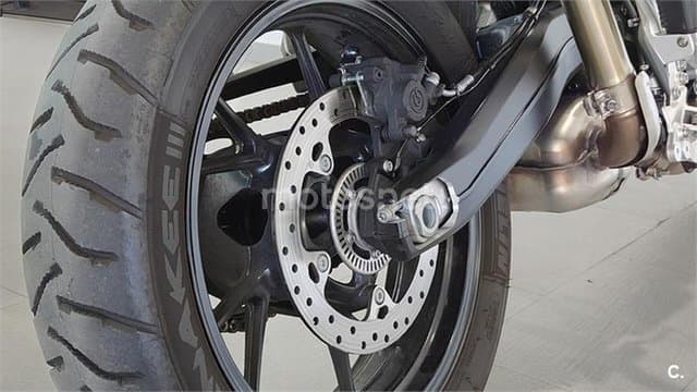 BMW F 750 – Vista 10