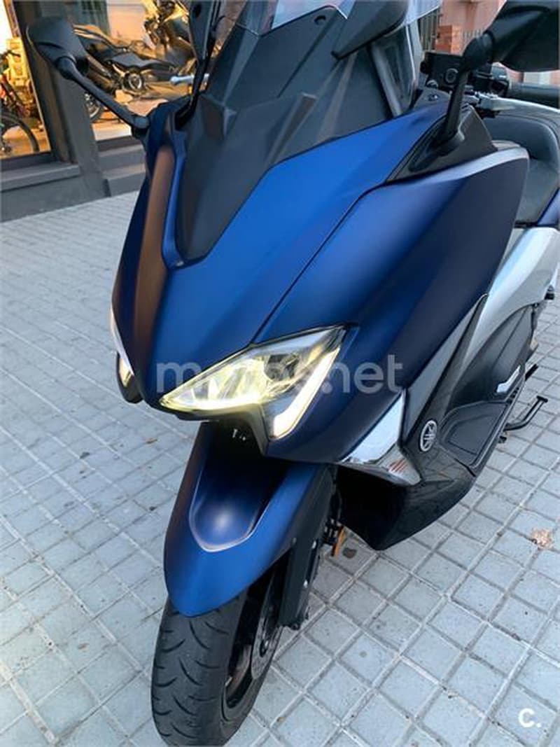 Yamaha TMAX – Vista 6