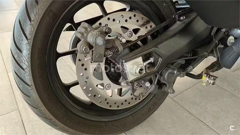 Yamaha TMAX – Vista 7