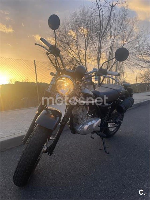 Suzuki VanVan 125 – Vista 3