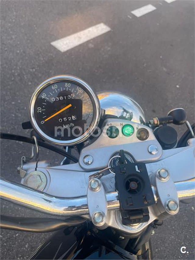 Suzuki VanVan 125 – Vista 10