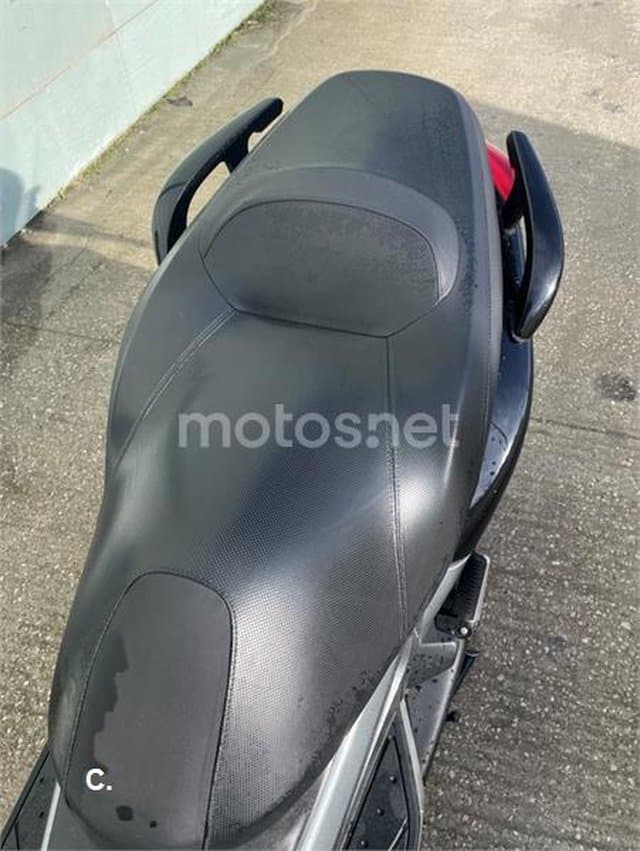 Yamaha XMAX 250 – Vista 4