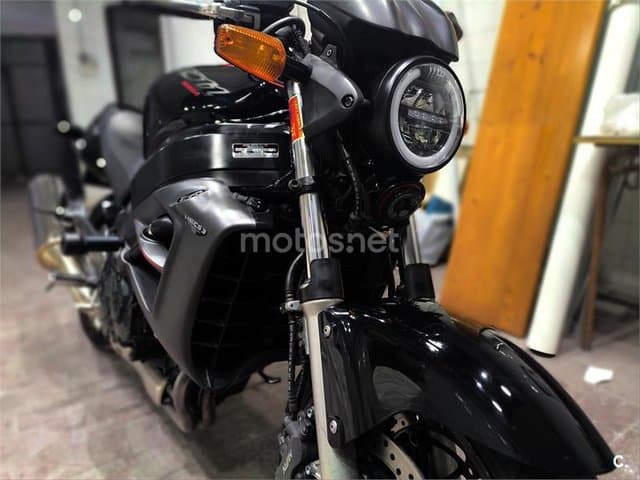 Honda X11 1100 – Vista 4