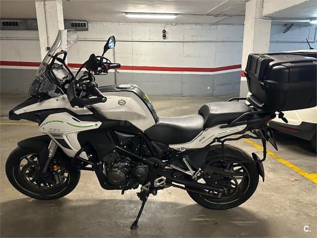 Benelli TRK 502 – Vista 2