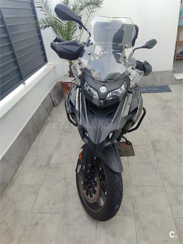 Benelli TRK 502 – Vista 3