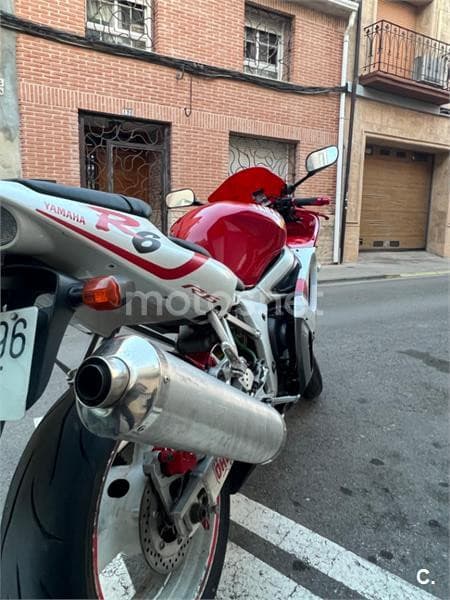 Yamaha YZF R6 – Vista 6