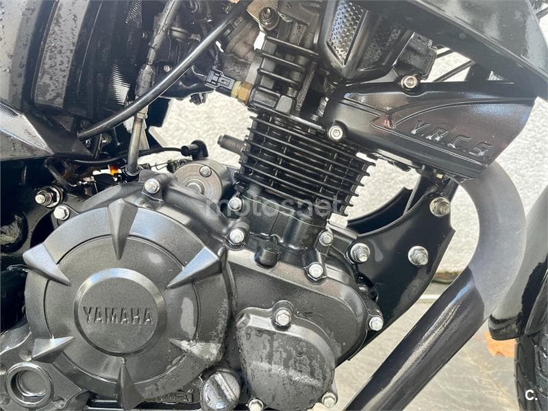 Yamaha YS125 – Vista 5