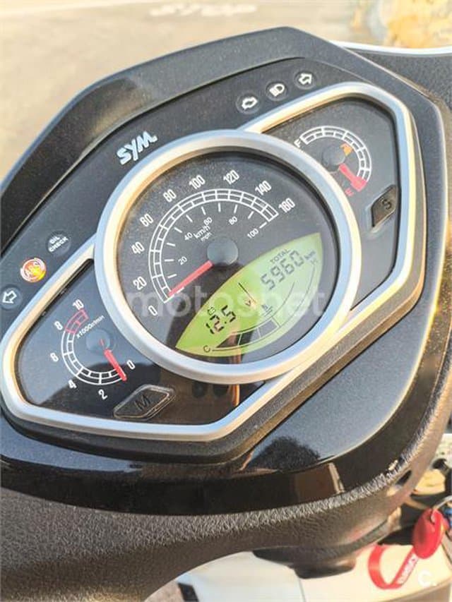 SYM HD 300 2990 € 2019 Girona - 3