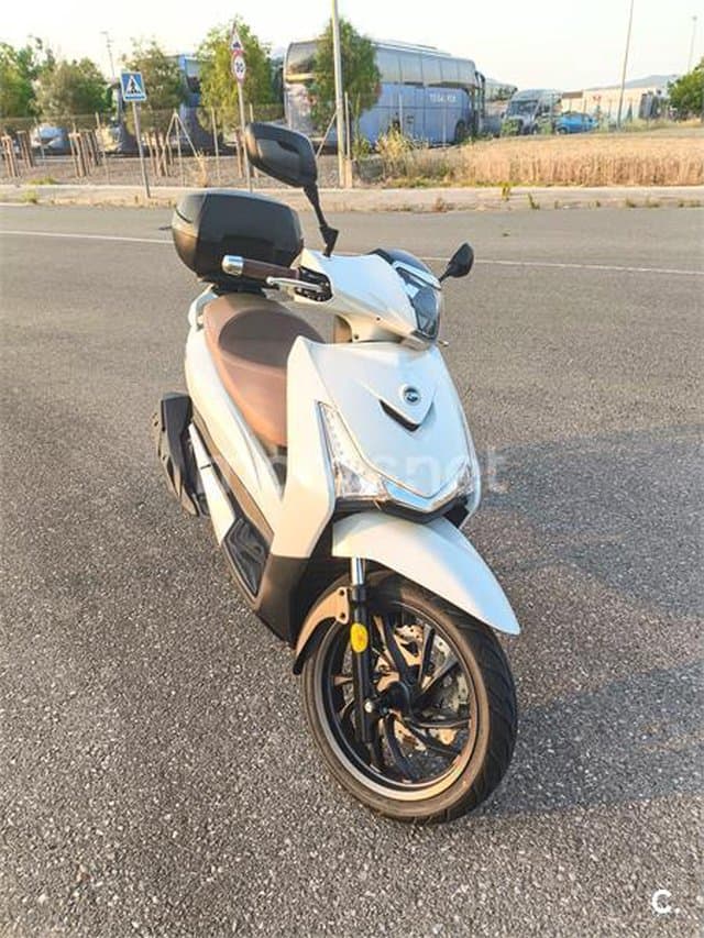 SYM HD 300 2990 € 2019 Girona - 9
