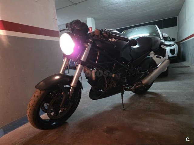 Ducati MONSTER 695 – Vista 1