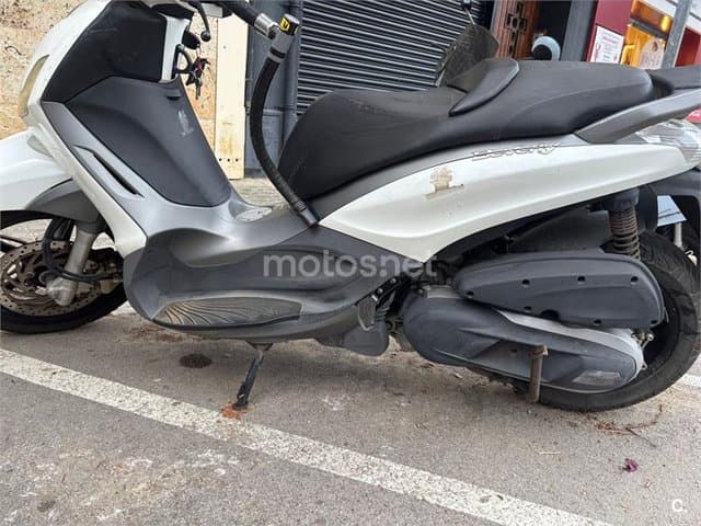 Piaggio Beverly 300 – Vista 1