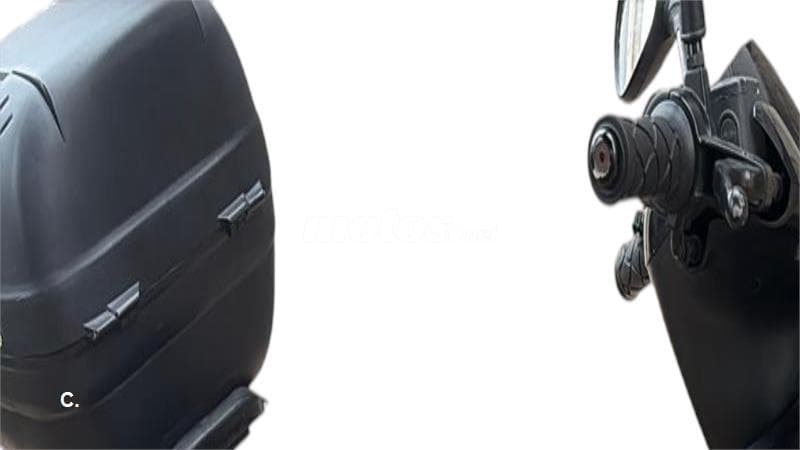 Yamaha Aerox 50 R 1100 € 2004 Barcelona - 4