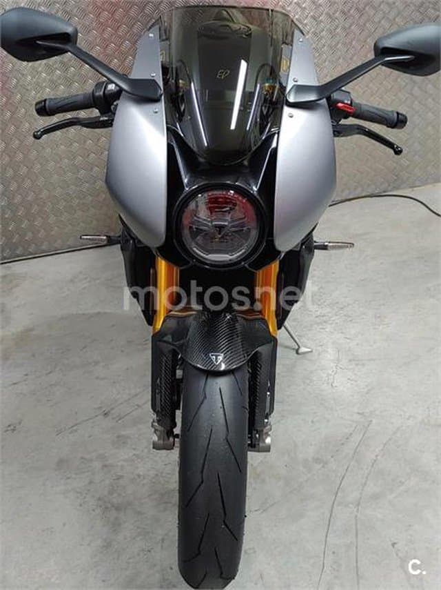 Triumph Speed Triple 19.900 € 2025 Madrid - 3