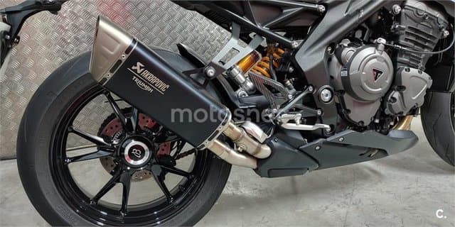 Triumph Speed Triple 19.900 € 2025 Madrid - 10