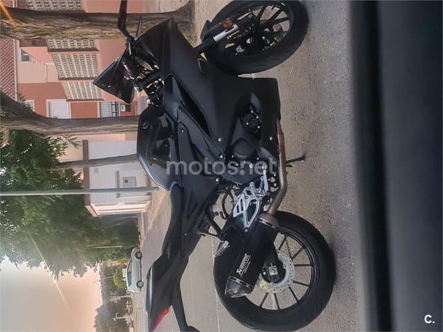 Yamaha R 125 – Vista 3