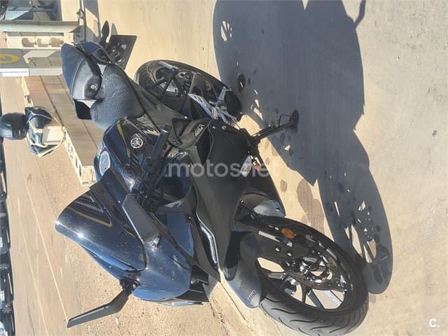 Yamaha R 125 – Vista 5