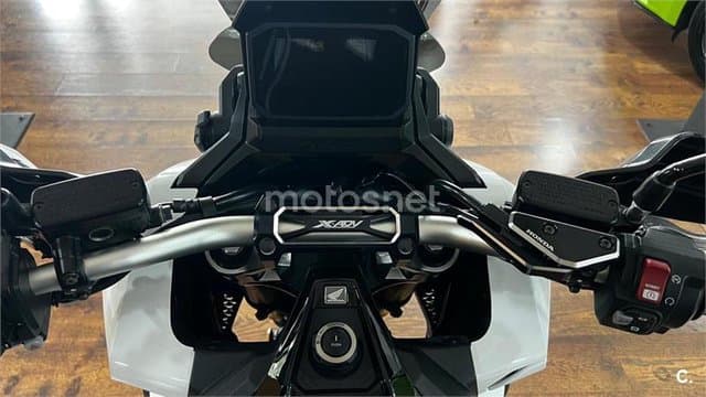 Honda X-ADV – Vista 6