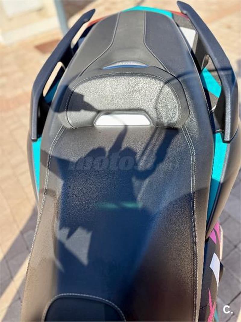 Yamaha XMAX 300 – Vista 11