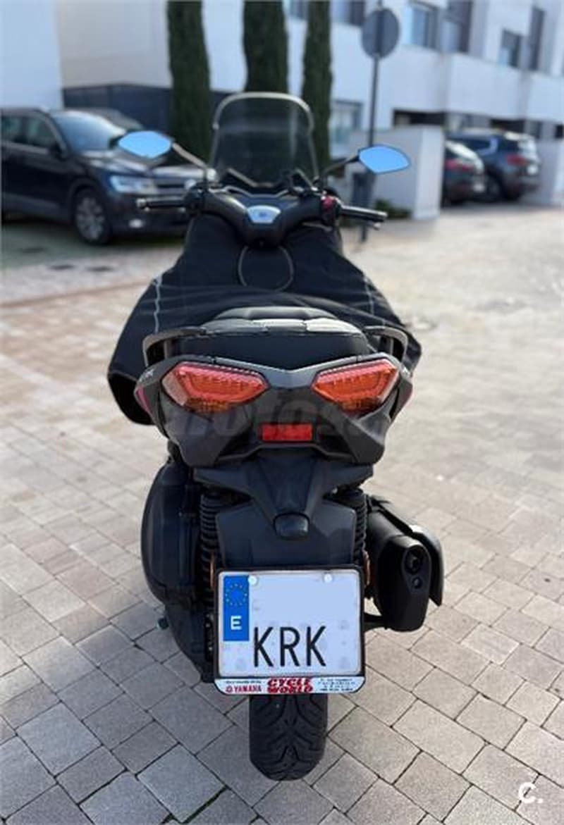 Yamaha XMAX 300 – Vista 6