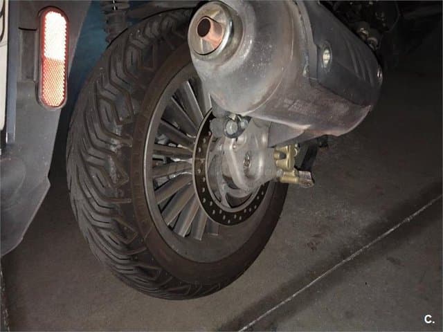 Piaggio Beverly 300 2000 € 2016 Madrid - 4