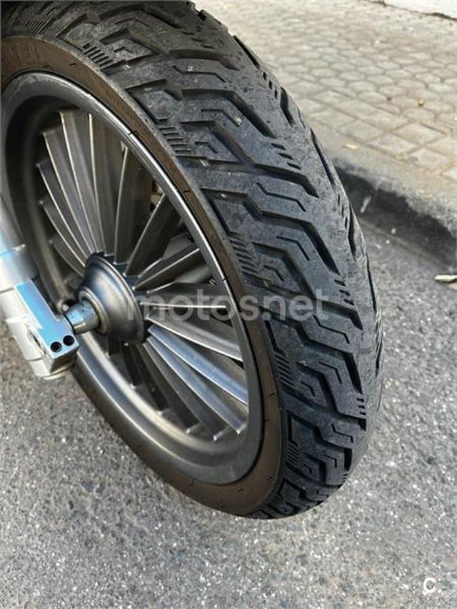 Piaggio Beverly 300 2500 € 2018 Sevilla - 8