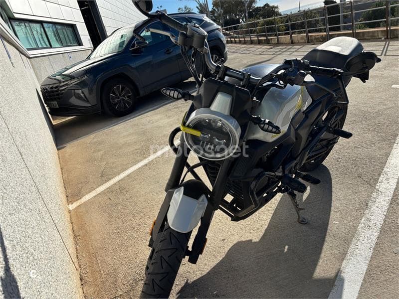 Zontes GK 125 – Vista 2