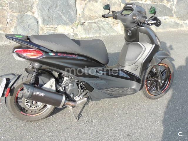 Piaggio Beverly – Vista 3