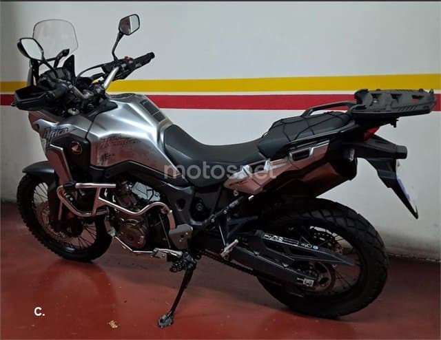 Honda CRF1000L Africa Twin – Vista 4