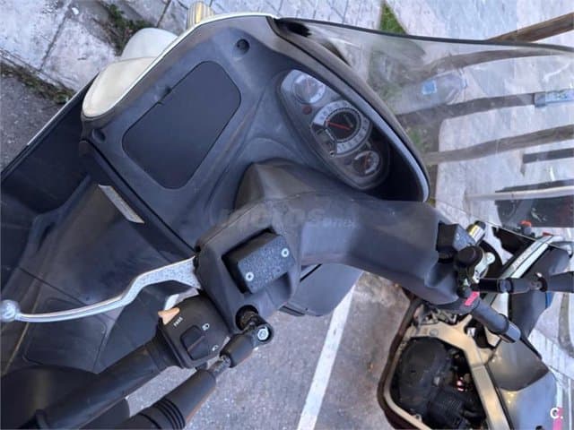 Suzuki BURGMAN 125 1100 € 2012 Barcelona - 1