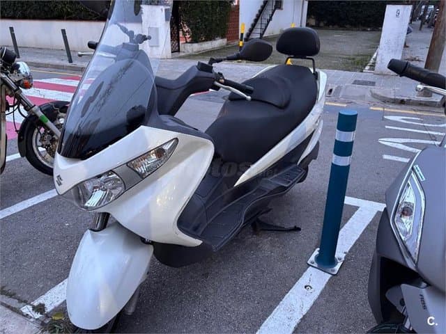 Suzuki BURGMAN 125 1100 € 2012 Barcelona - 2