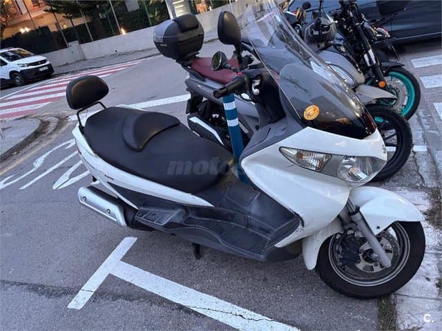 Suzuki BURGMAN 125 1100 € 2012 Barcelona - 3