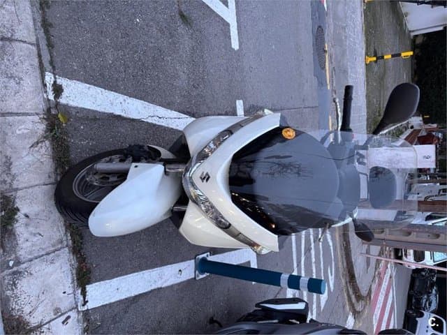 Suzuki BURGMAN 125 1100 € 2012 Barcelona - 4