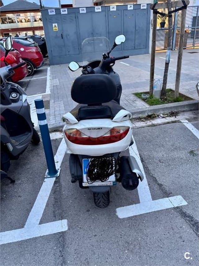 Suzuki BURGMAN 125 1100 € 2012 Barcelona - 5