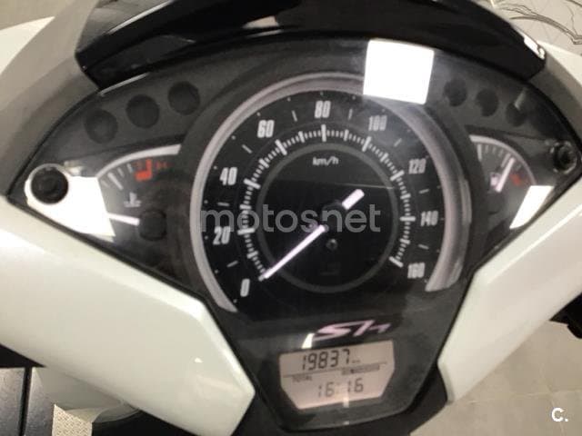 Honda SCOOPY SH125i ABS 2450 € 2017 Málaga - 5