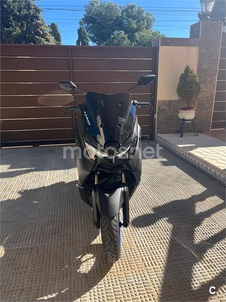 Yamaha NMAX – Vista 2