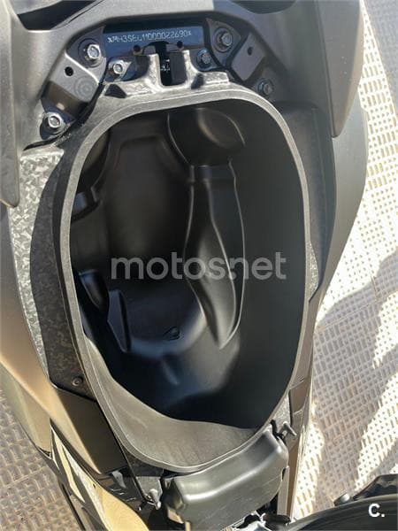 Yamaha NMAX – Vista 7