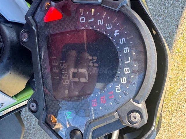 Kawasaki Z 900 – Vista 5